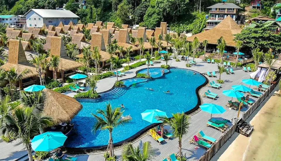 هتل فی فی کوکو بیچ ریزورت